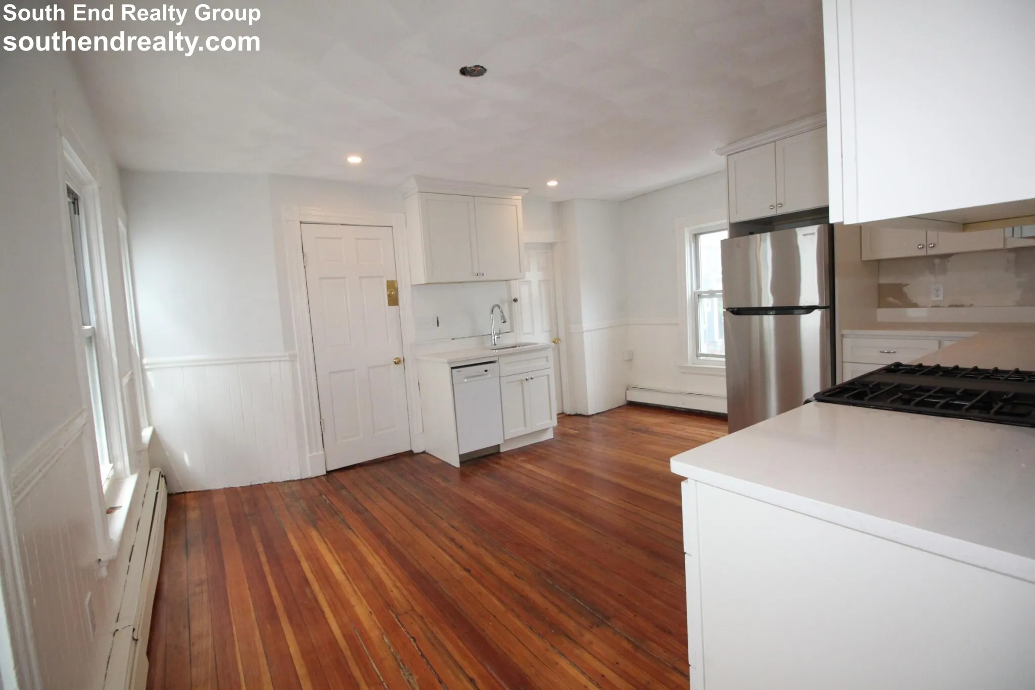 12 Albion Pl, Medford Street / The Neck
