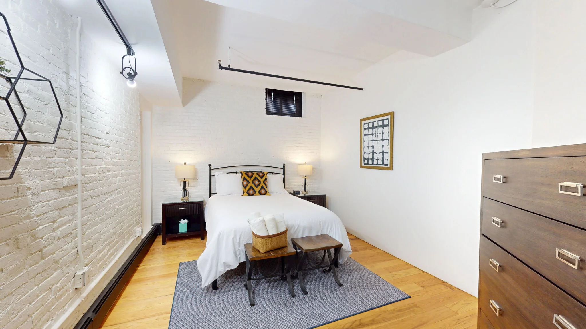 19 Stanhope St, Back Bay