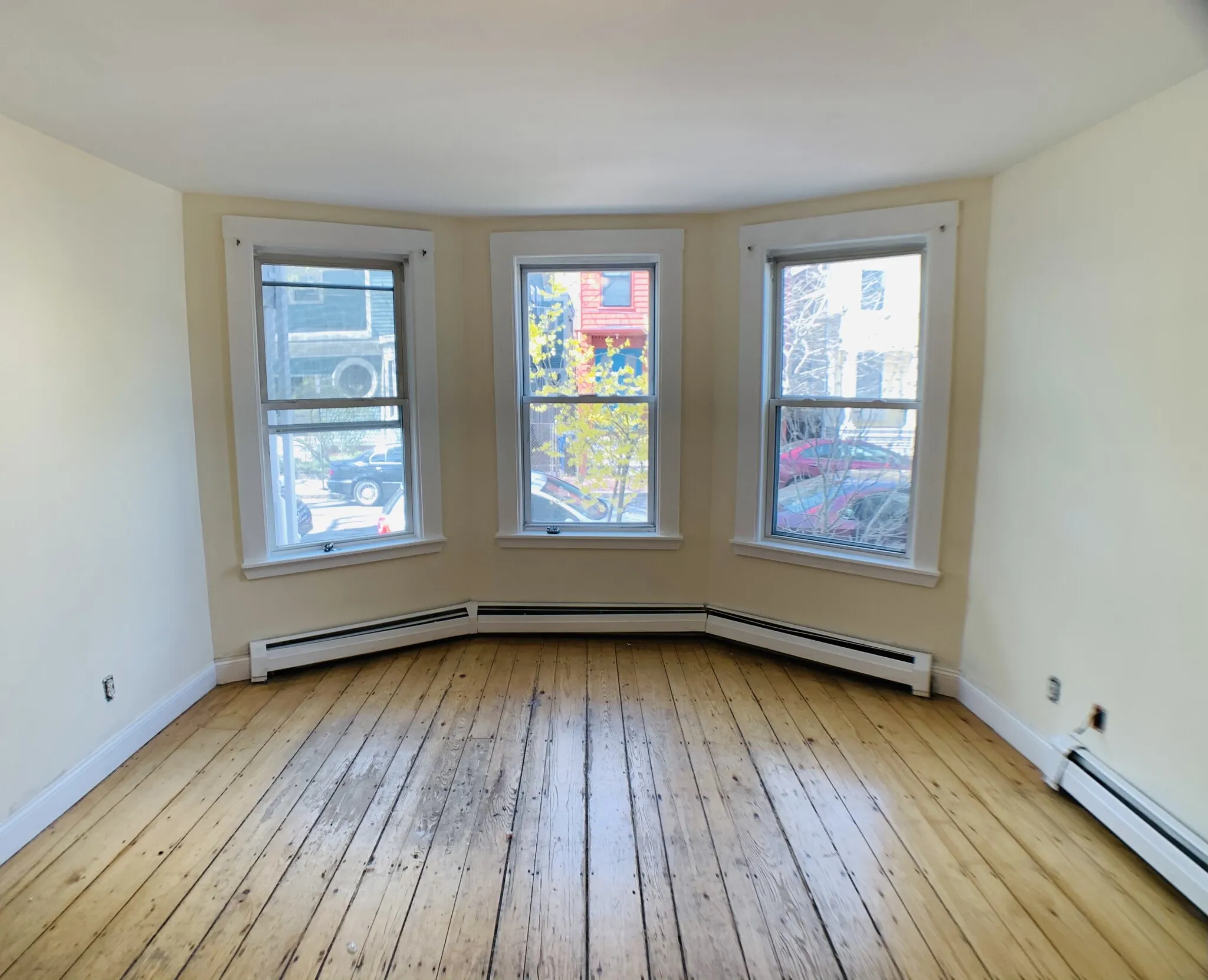 64 Pleasant St, Cambridgeport