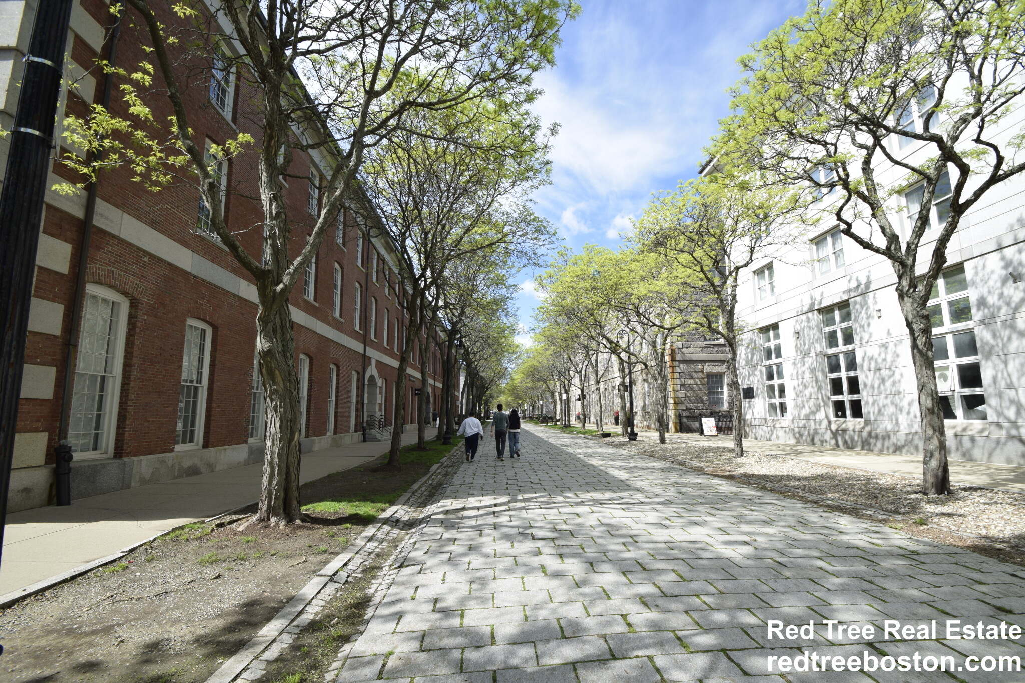 45 1st Ave, Charlestown