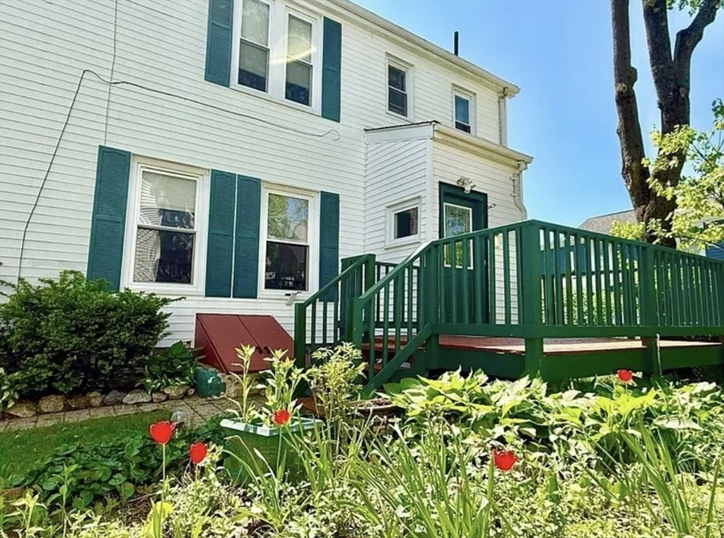 19 Kunkel Pl, Dedham