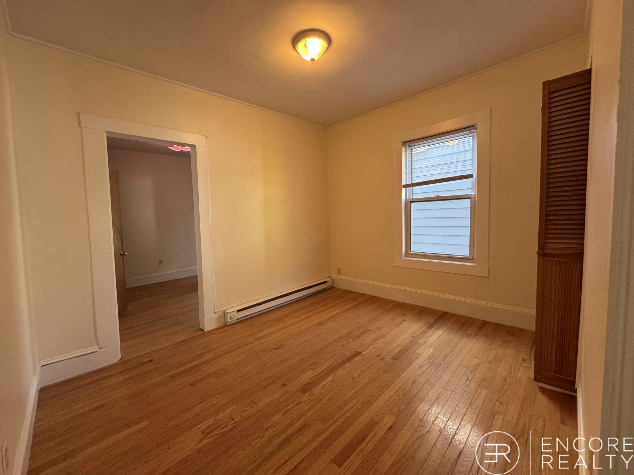 4 Watson St, Cambridgeport