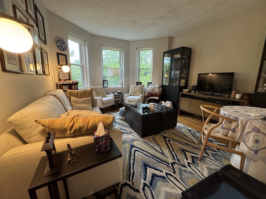 1409 Commonwealth Ave, Brighton