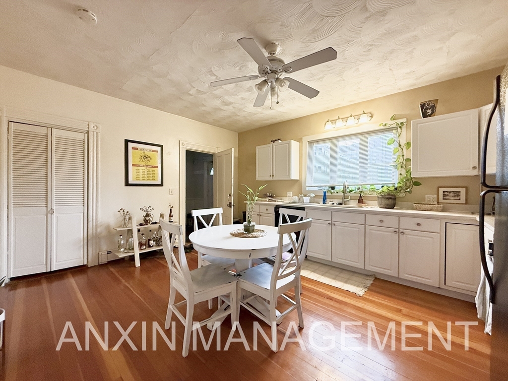 14-16 Allen St, Inman Square