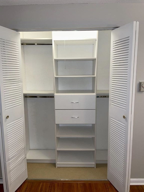 200 Manning St, Hudson