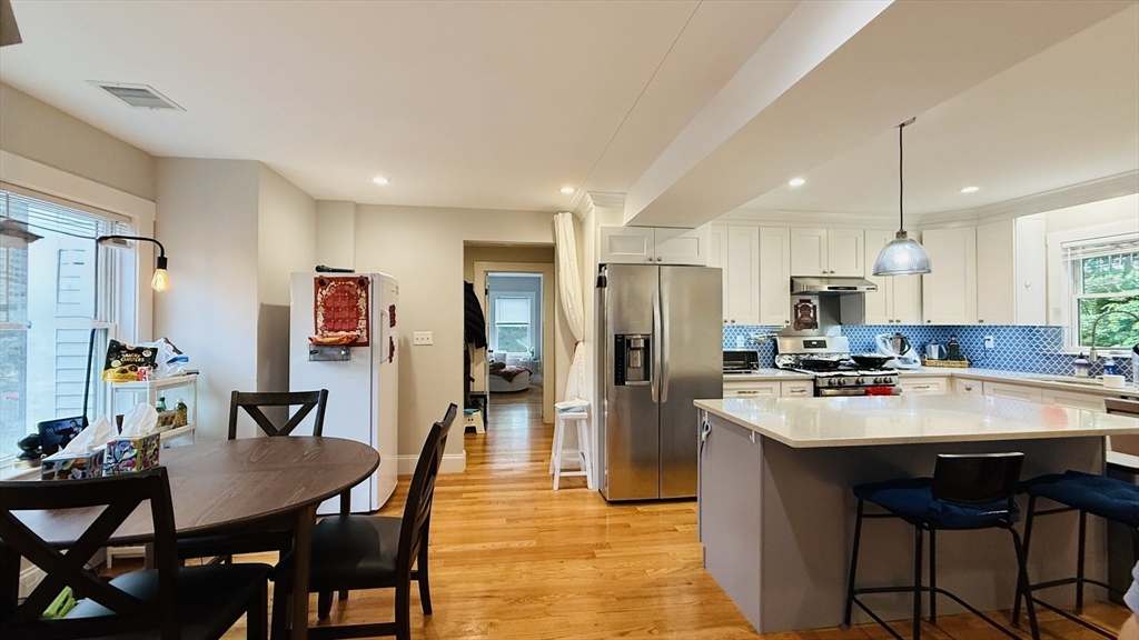 440 Washington St, Wellesley