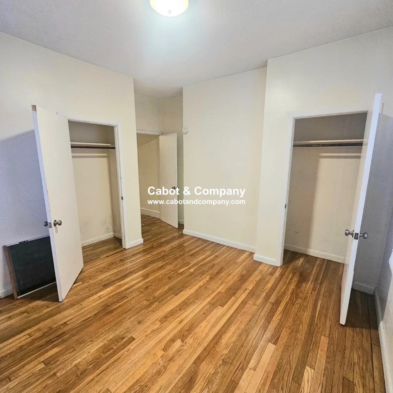 295 Newbury St, Back Bay