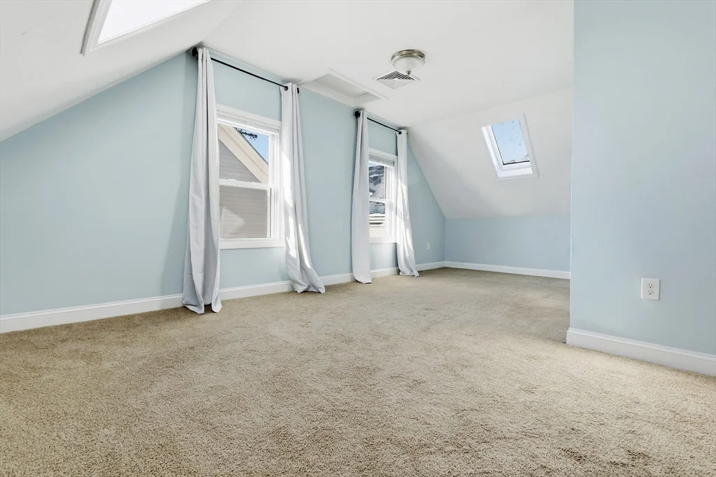 21 Emerton St, Salem