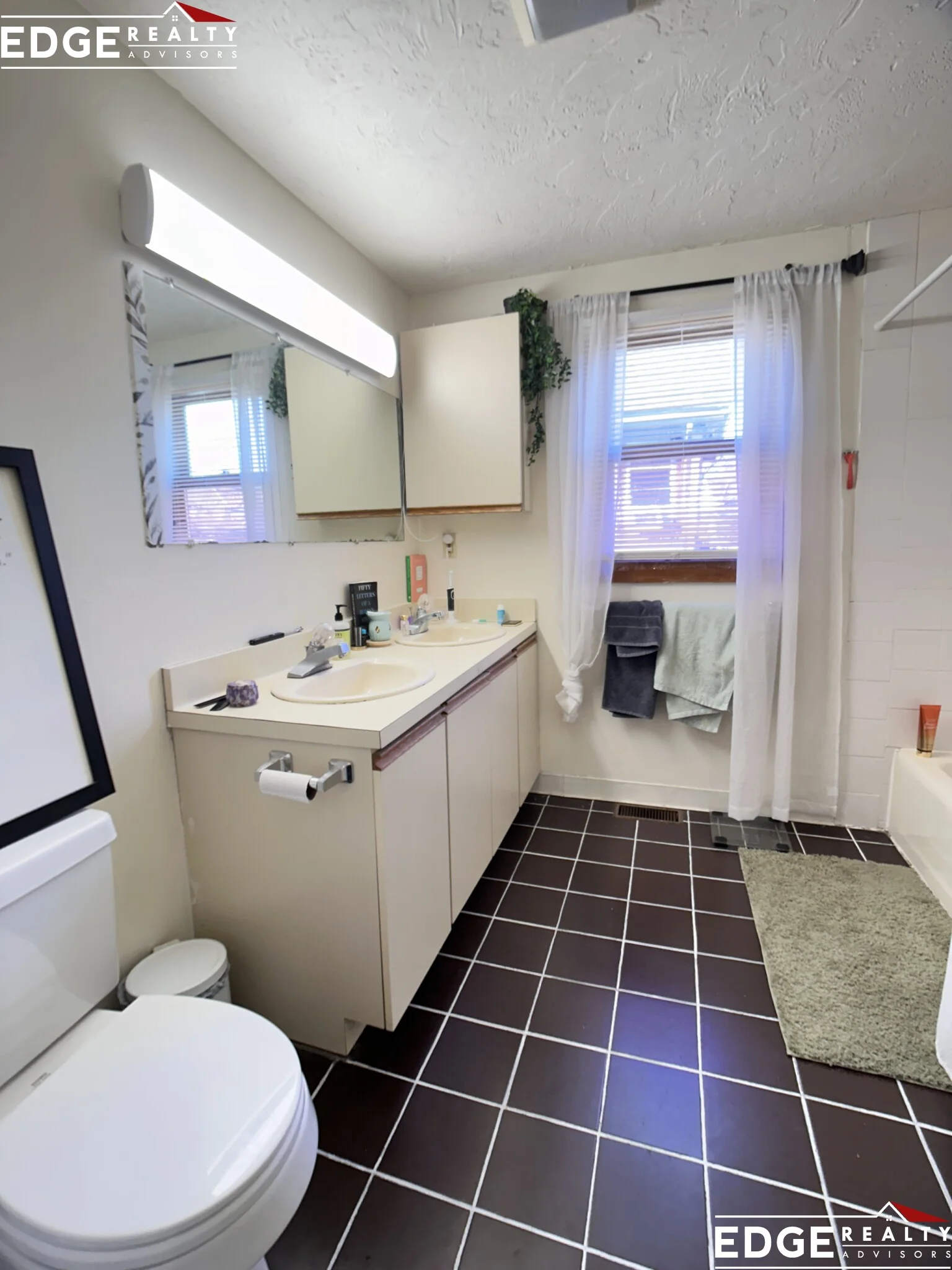 43 Ashford Ter, Allston