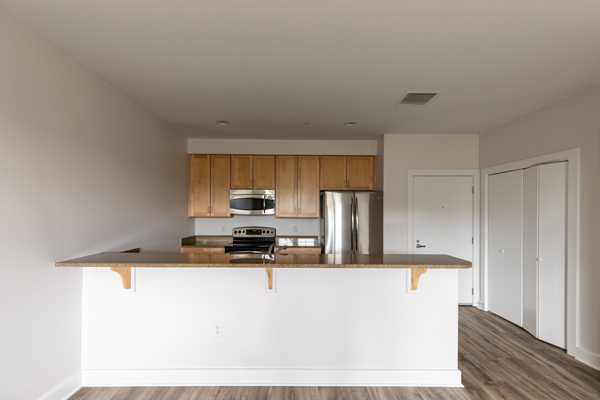2 bed, 1 bath apartment for rent at 26 New Derby St Unit 406, Salem — photo 2 of 8
