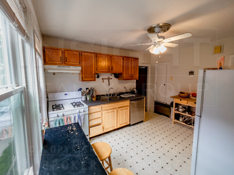 3 bed, 1 bath apartment for rent at 26 St Rose St Unit 2, Jamaica Plain — photo 16 of 20