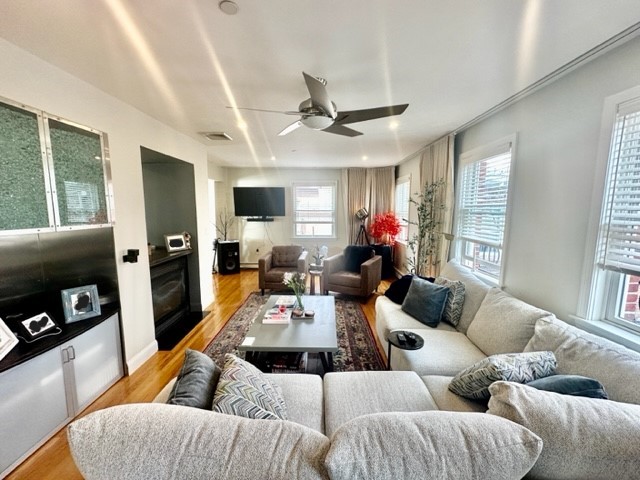 2 bed, 1.5 bath apartment for rent at 1 Fairfield Pl Unit 4F, North End — photo 8 of 48