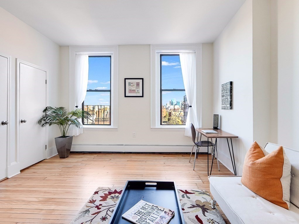 1 bed, 1 bath apartment for rent at 362 Commonwealth Ave Unit 5E, Back Bay — photo 2 of 6