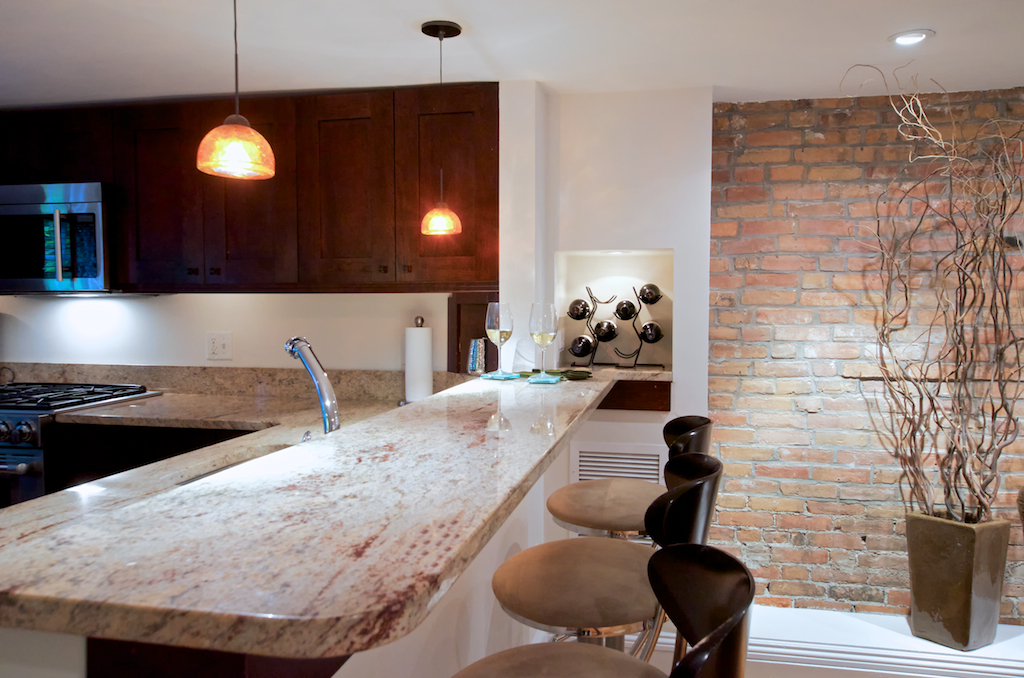 1 bed, 1 bath apartment for rent at 32 Gray St Unit 1, South End — photo 4 of 7