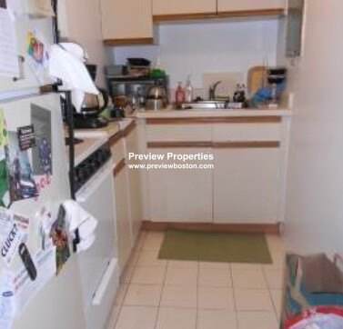 869 Beacon St, Fenway