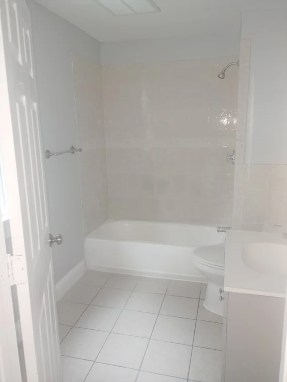 3145 Washington, Jamaica Plain