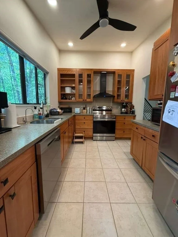 5 Gould, Lexington