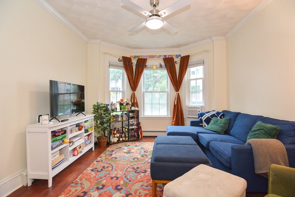 258 E Cottage St, Dorchester