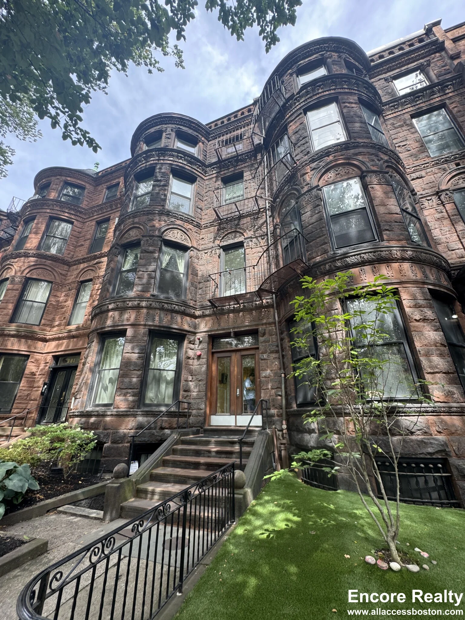 379 Commonwealth Ave, Back Bay