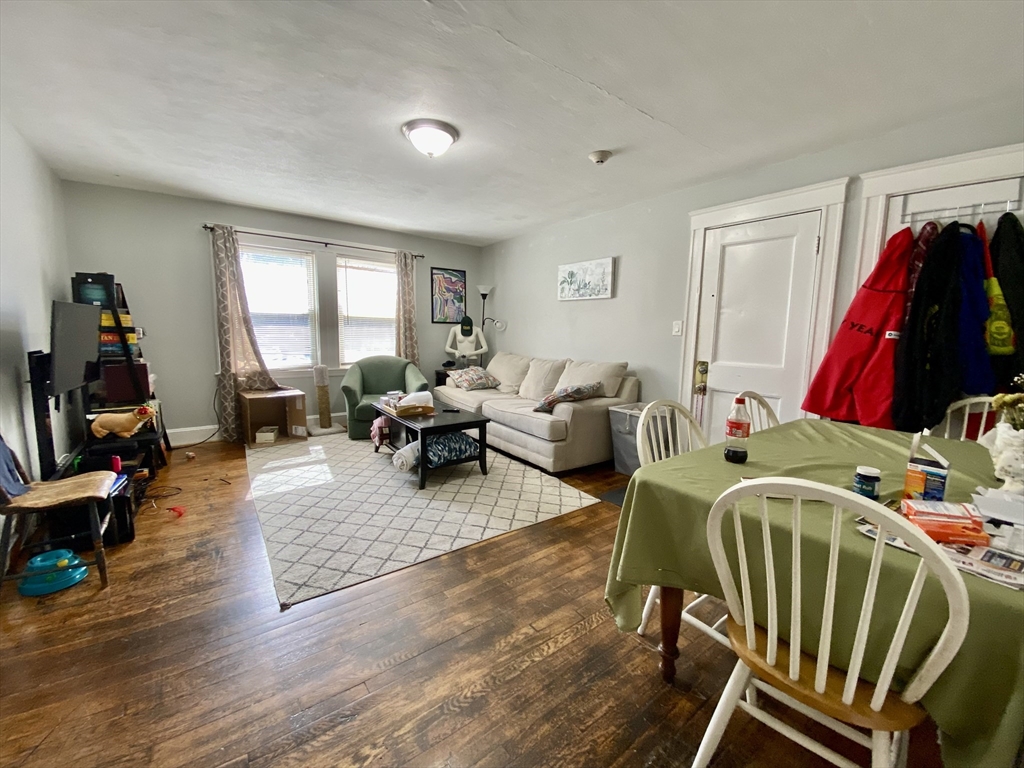 4907 Washington St, West Roxbury