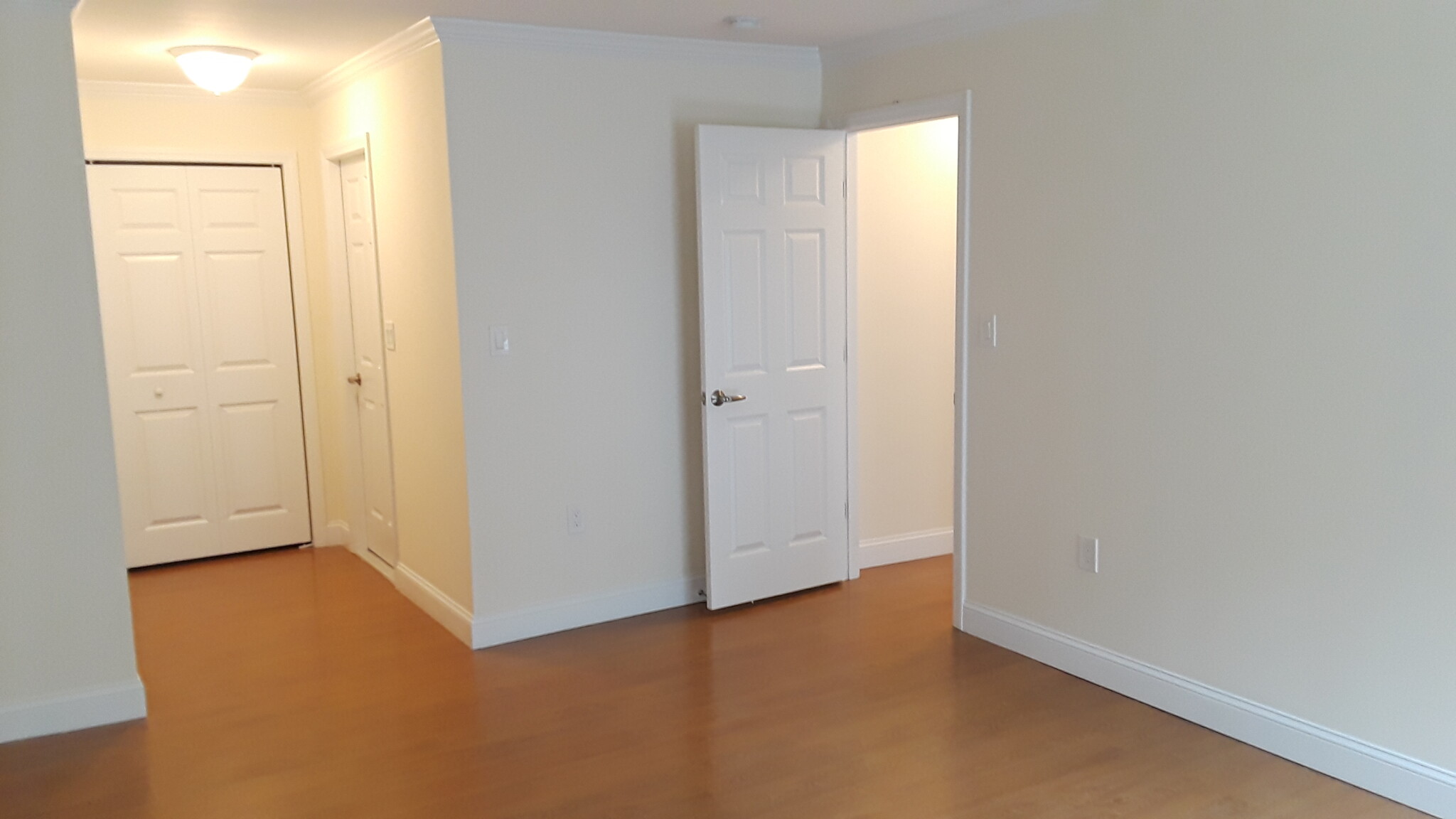 14 Temple St, Framingham