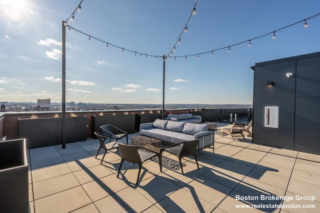 600 Broadway, South Boston