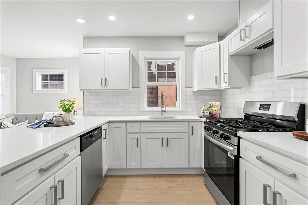 679-683 Columbia Rd, Dorchester