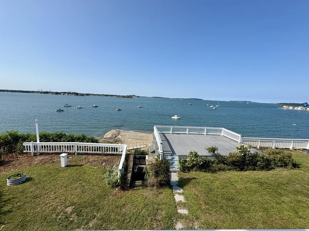 85 Regatta Rd, North Weymouth