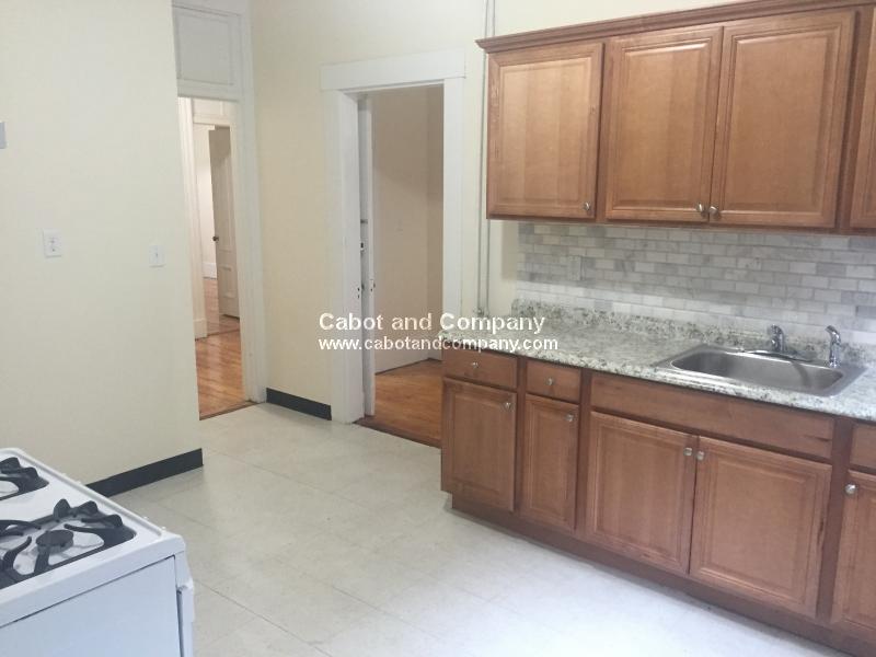 34 Isabella St, Back Bay