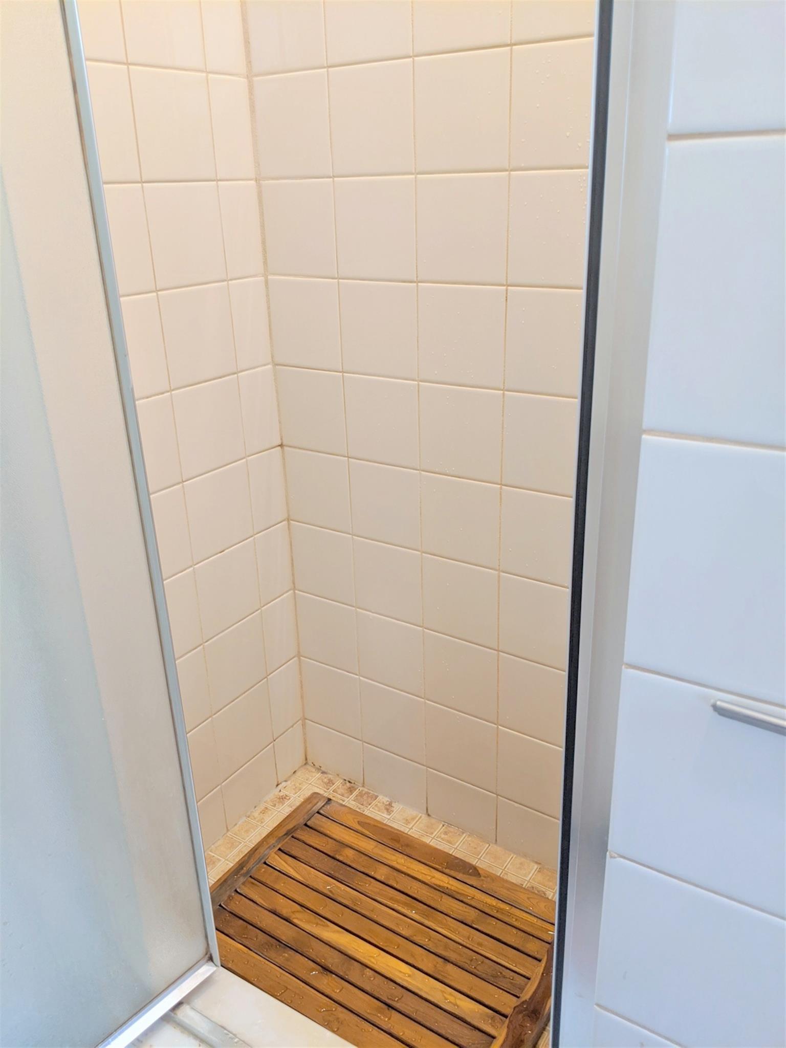 2 bed, 1 bath apartment for rent at 33 Ibbetson St Unit 1, Porter Square — photo 5 of 21