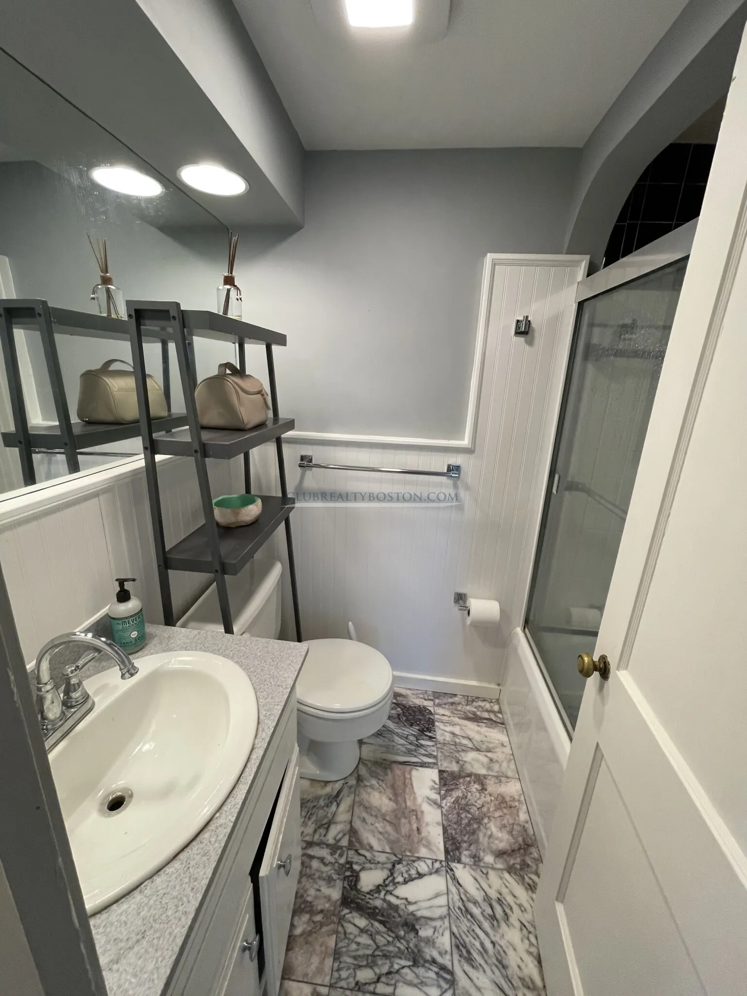 49 Beal Rd, Warrendale