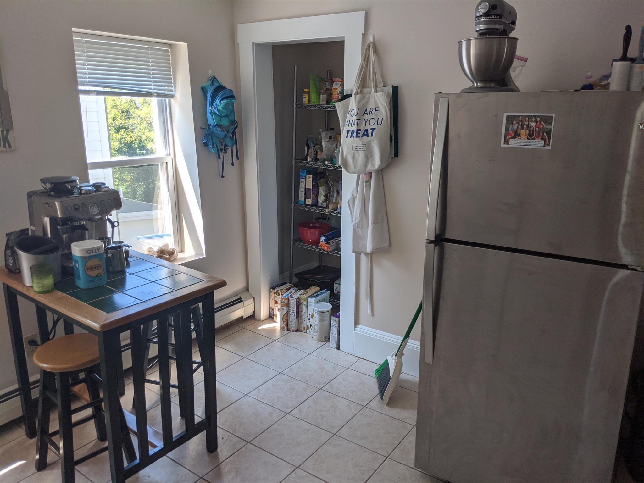 3.5 bed, 1 bath apartment for rent at 107 Brookline St Unit 2, Cambridgeport — photo 6 of 20