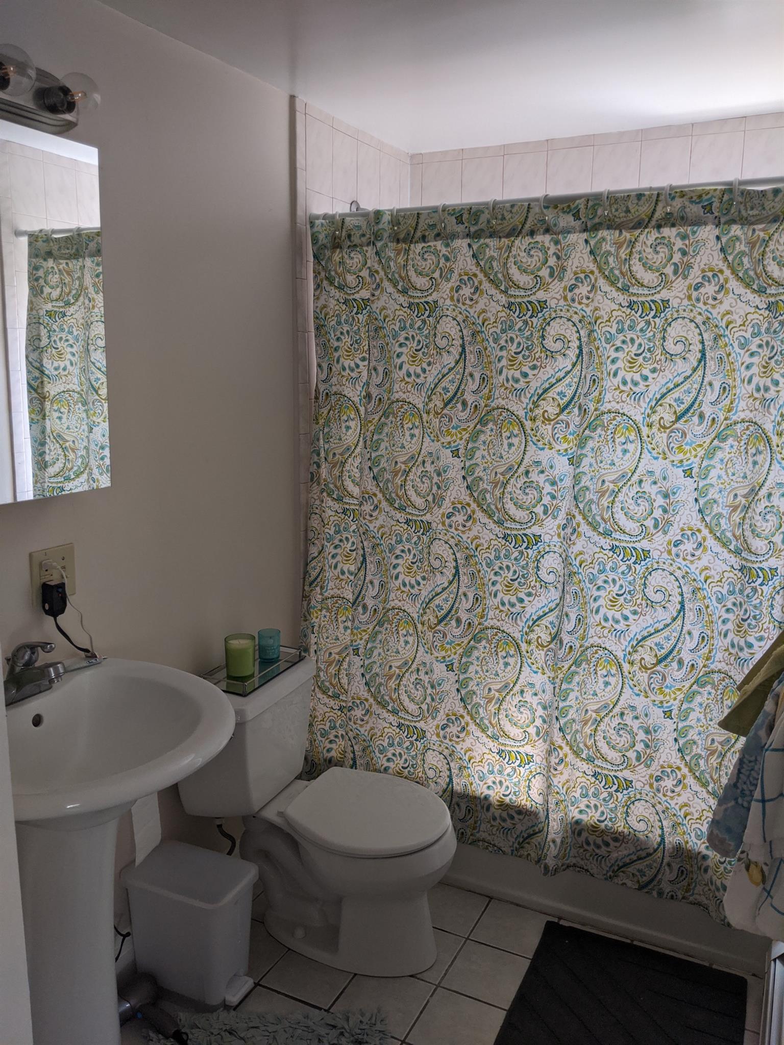 3.5 bed, 1 bath apartment for rent at 107 Brookline St Unit 2, Cambridgeport — photo 20 of 20