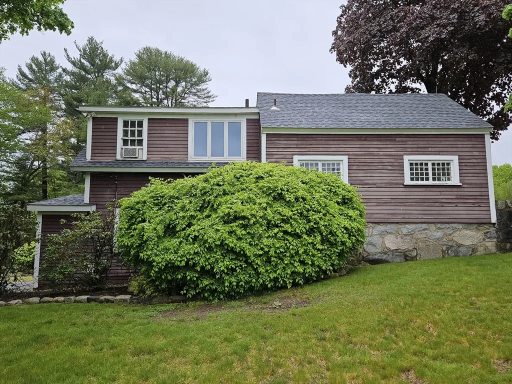 960 Boston Post Rd E, Marlborough