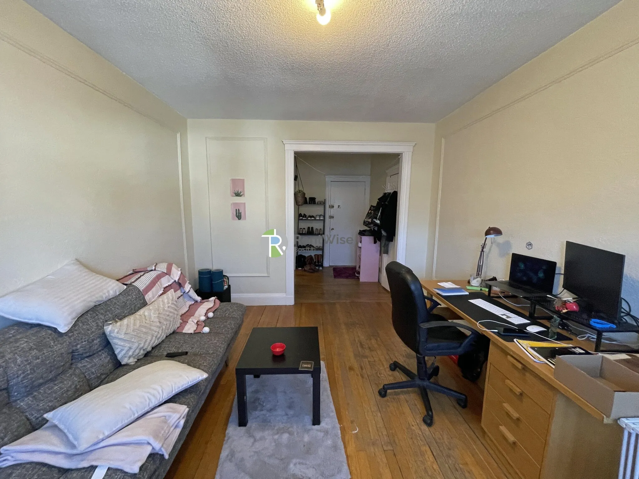 47 Linden St, Allston