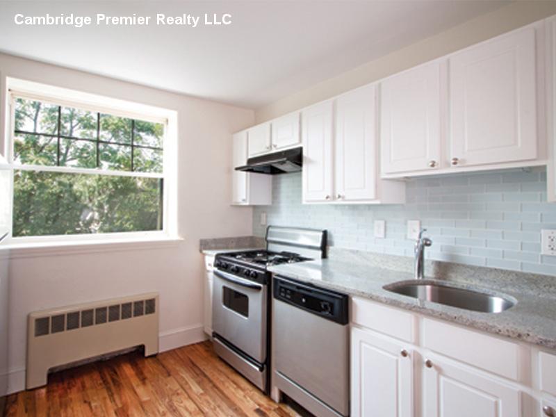 2 bed, 1 bath apartment for rent at 262 Harvard St Unit 4, Mid Cambridge — photo 2 of 5
