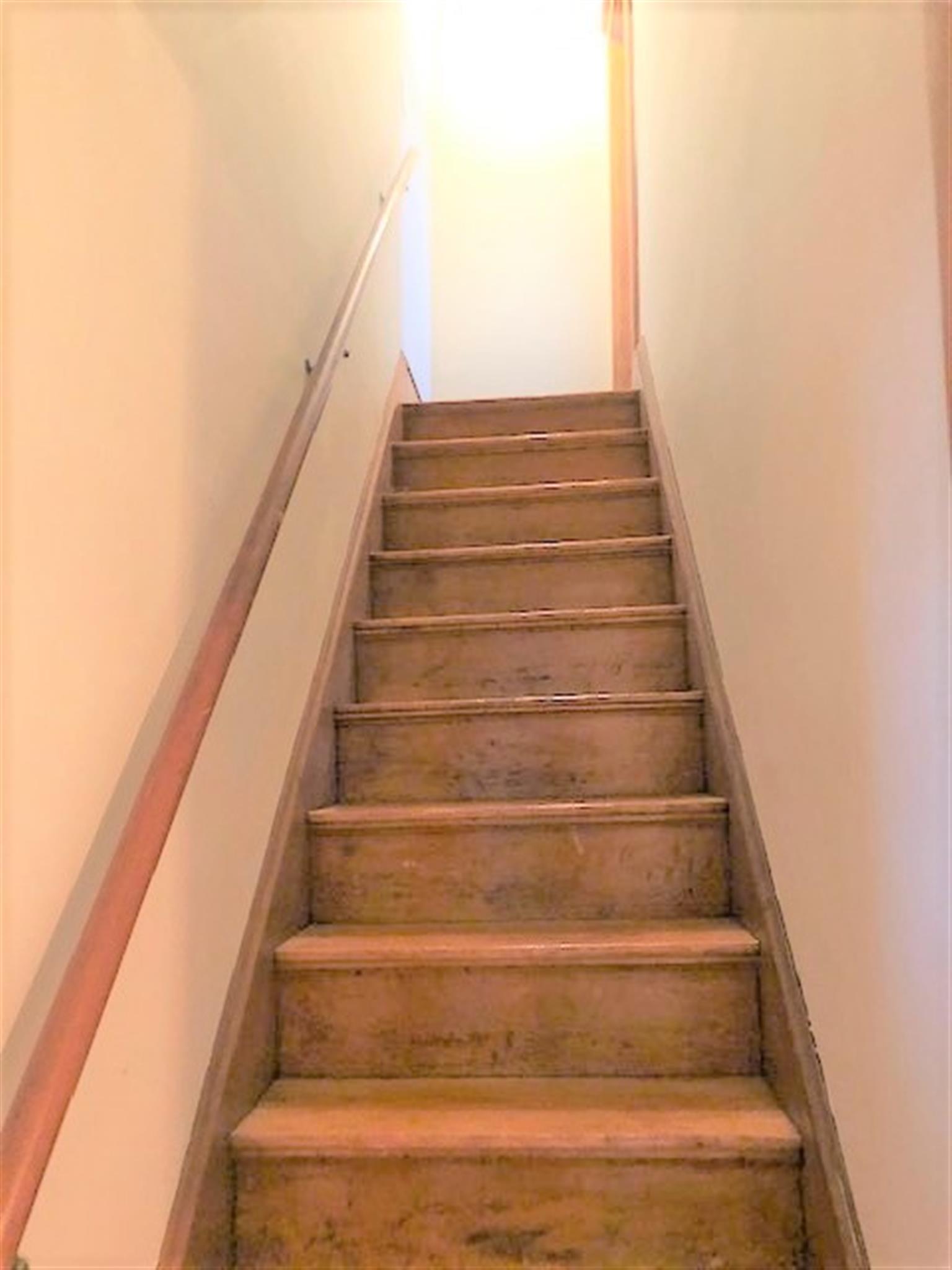 2 bed, 1 bath apartment for rent at 54 Hamilton St Unit 1, Medford — photo 3 of 13