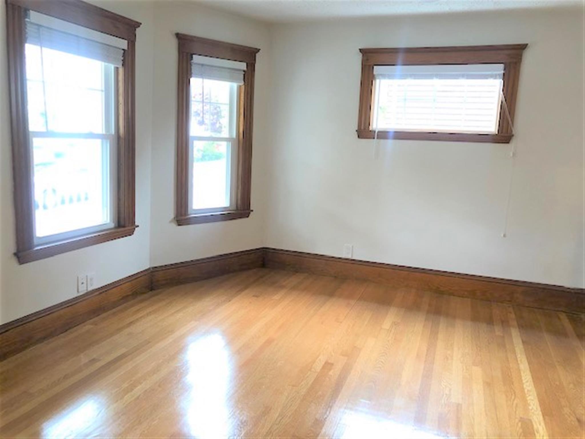 2 bed, 1 bath apartment for rent at 54 Hamilton St Unit 1, Medford — photo 9 of 13