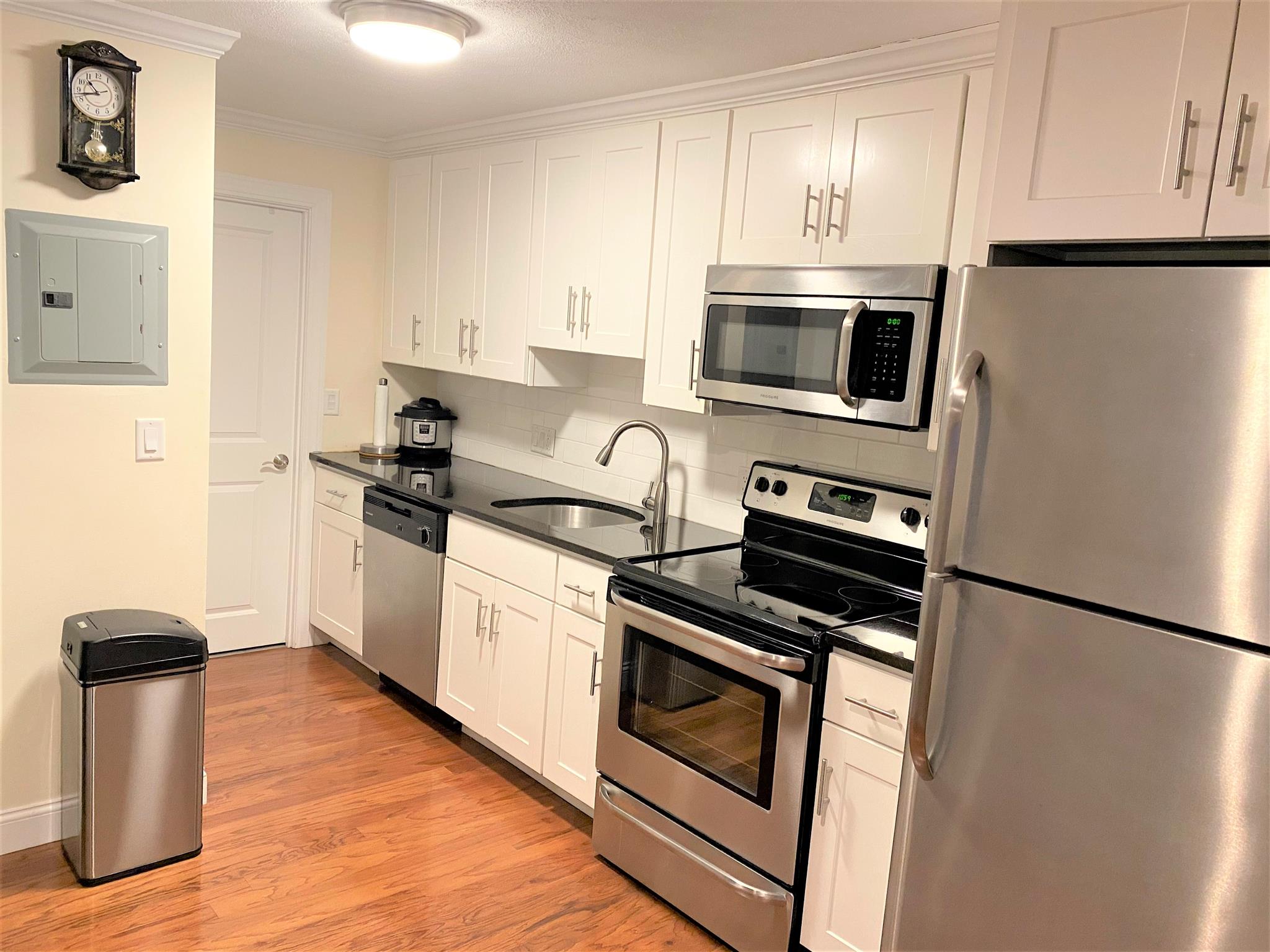 1 bed, 1 bath apartment for rent at 8 Blair Pl Unit 8, North Cambridge — photo 1 of 11