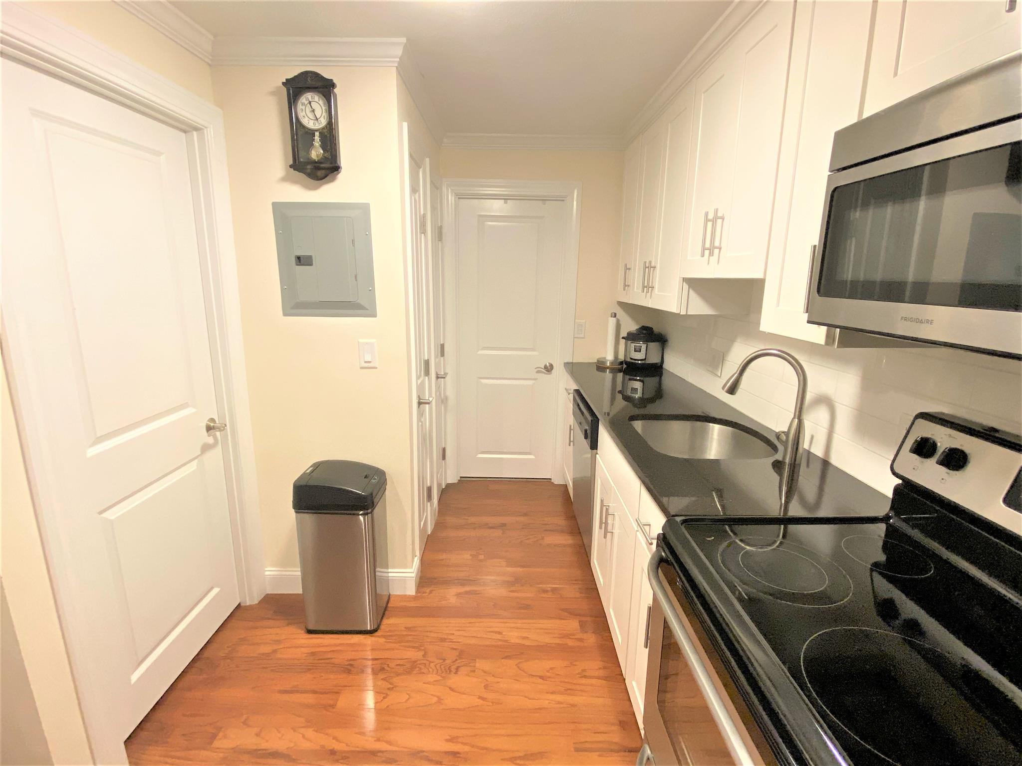 1 bed, 1 bath apartment for rent at 8 Blair Pl Unit 8, North Cambridge — photo 5 of 11