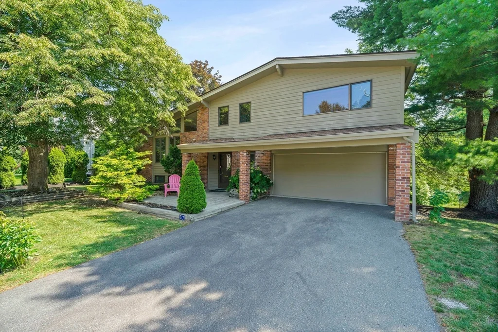 37 Harwich Rd, Newton