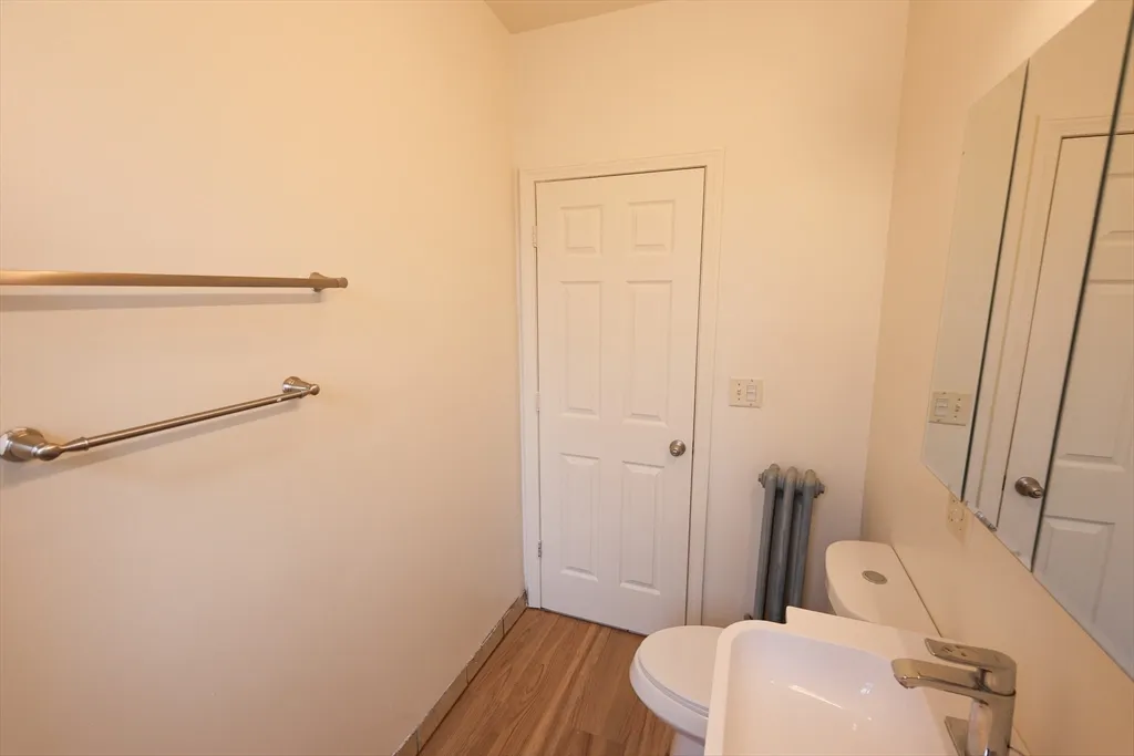 100 Seaver St, Roxbury