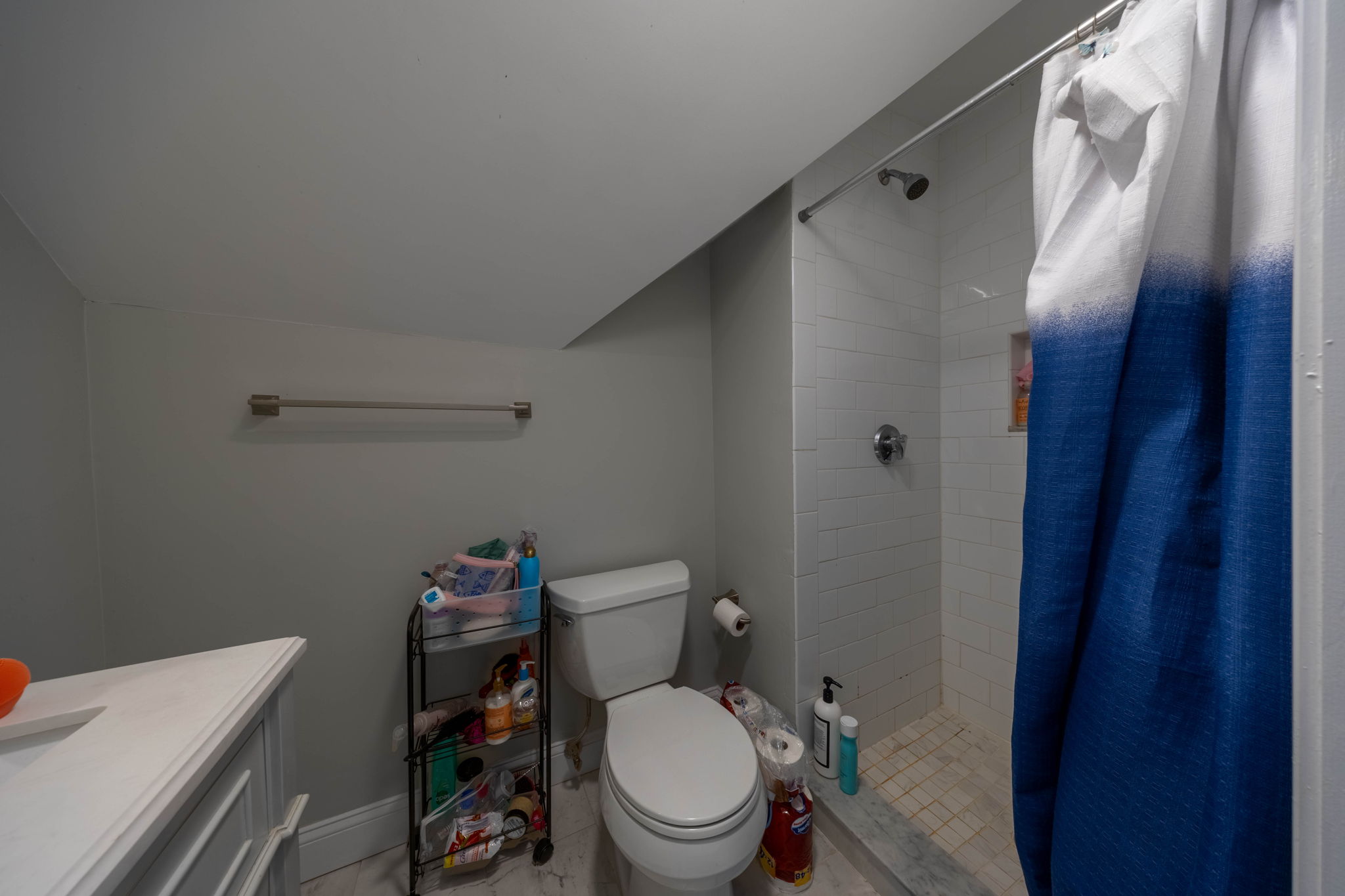 664 Moody St, South Side