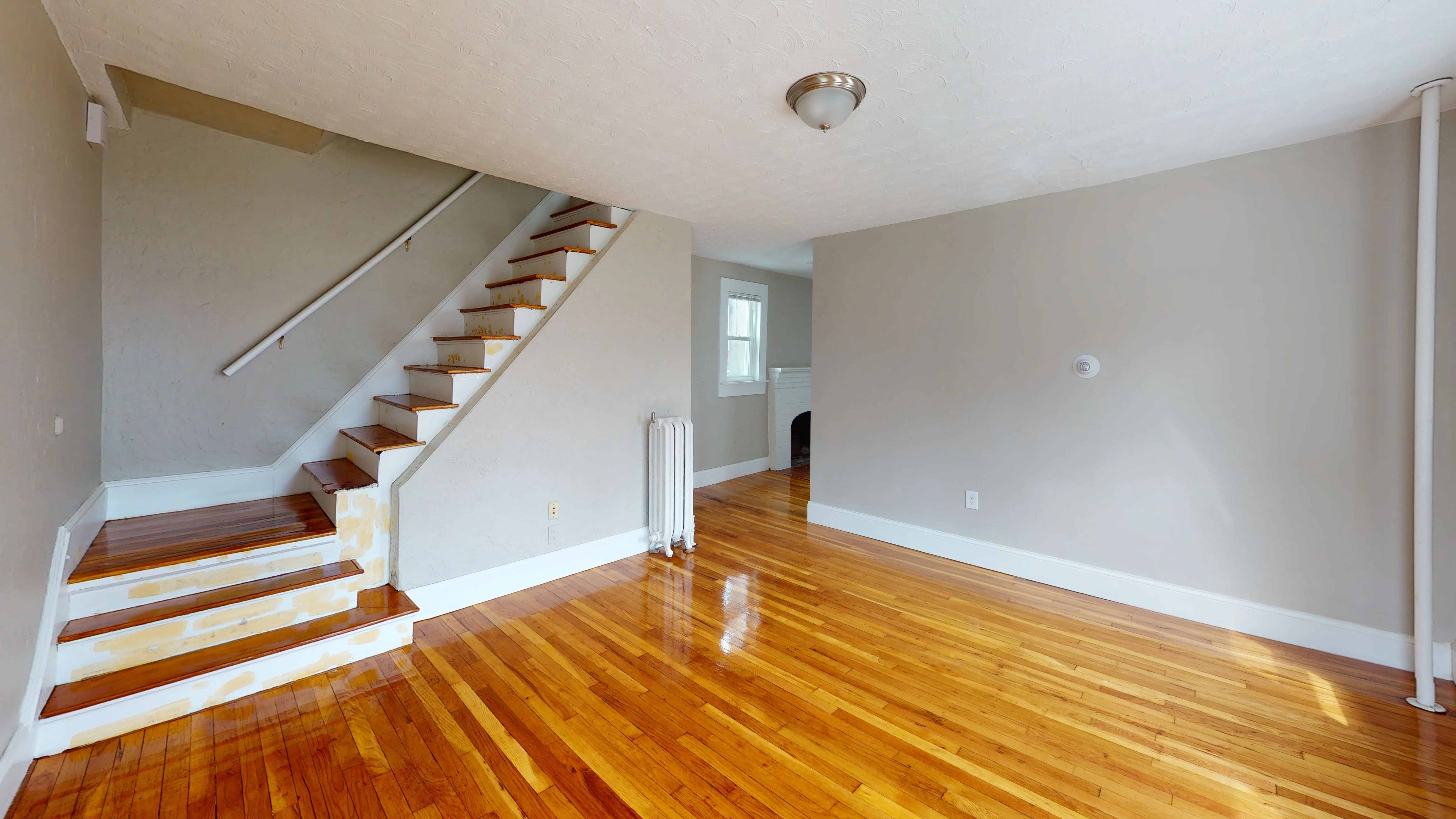 14 Kelley Ct, Allston