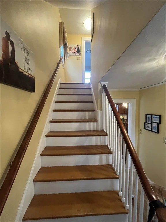 54 Mystic St, West Medford