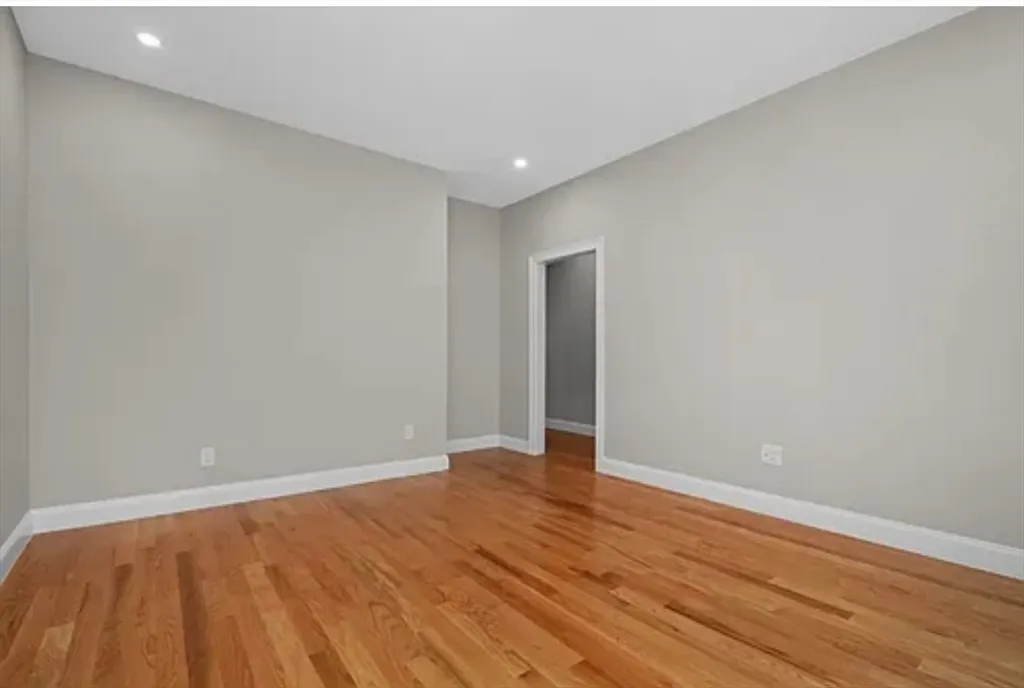 650 Dorchester Ave, South Boston