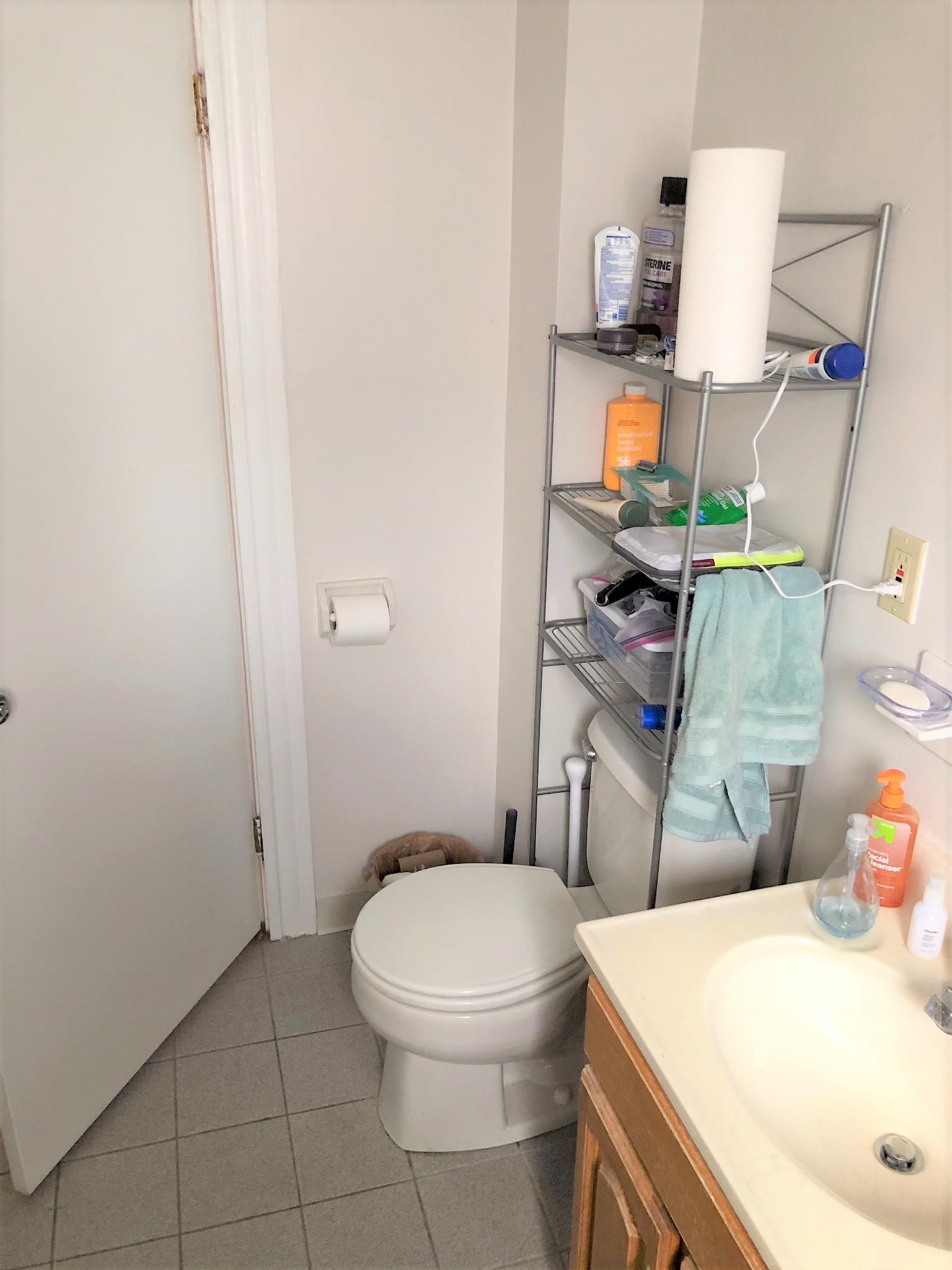 2 bed, 1 bath apartment for rent at 324 Highland Ave Unit 3, Davis Square — photo 6 of 19