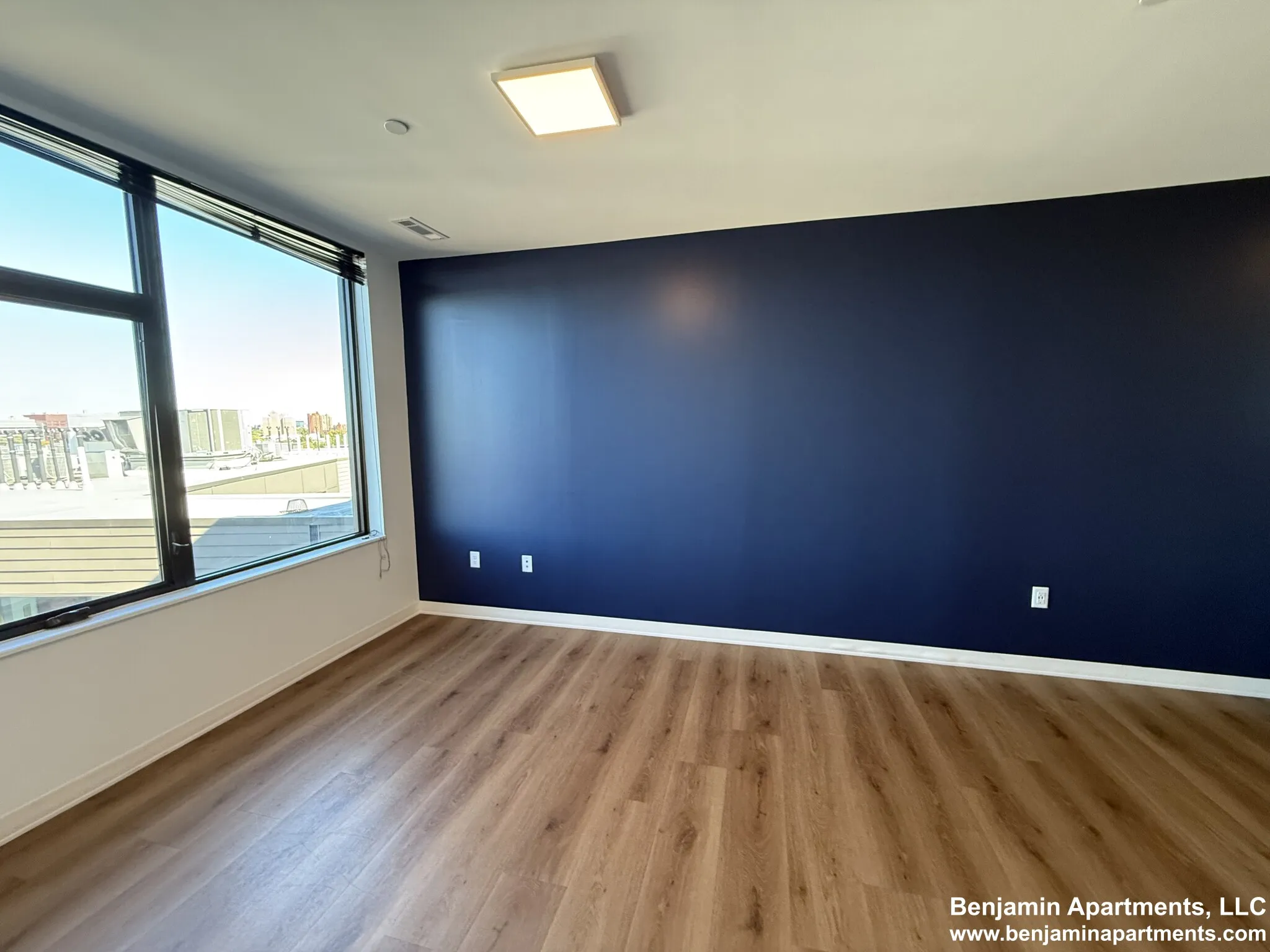 89 Brighton Ave, Allston