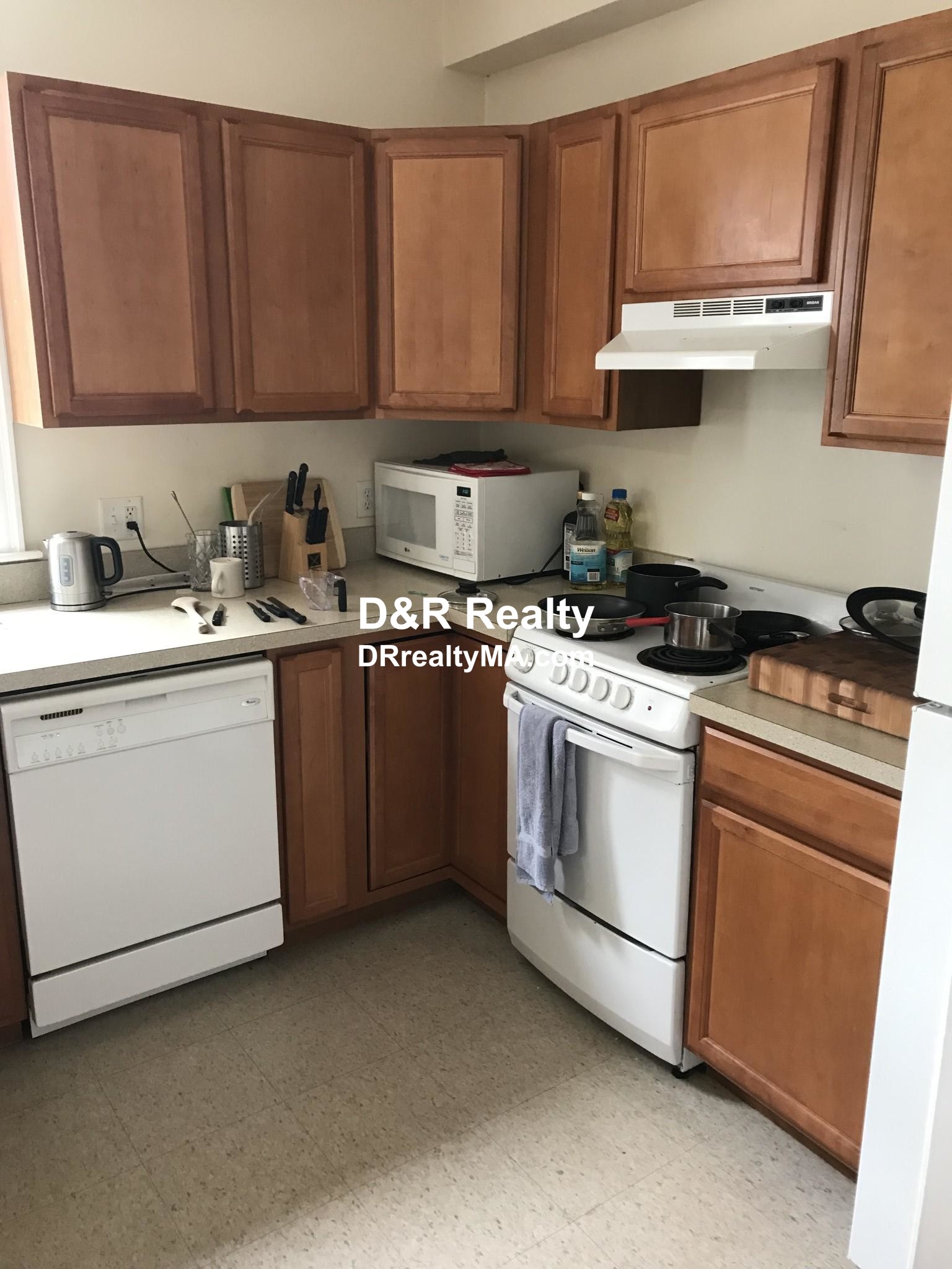 881 Massachusetts Ave, Central Square