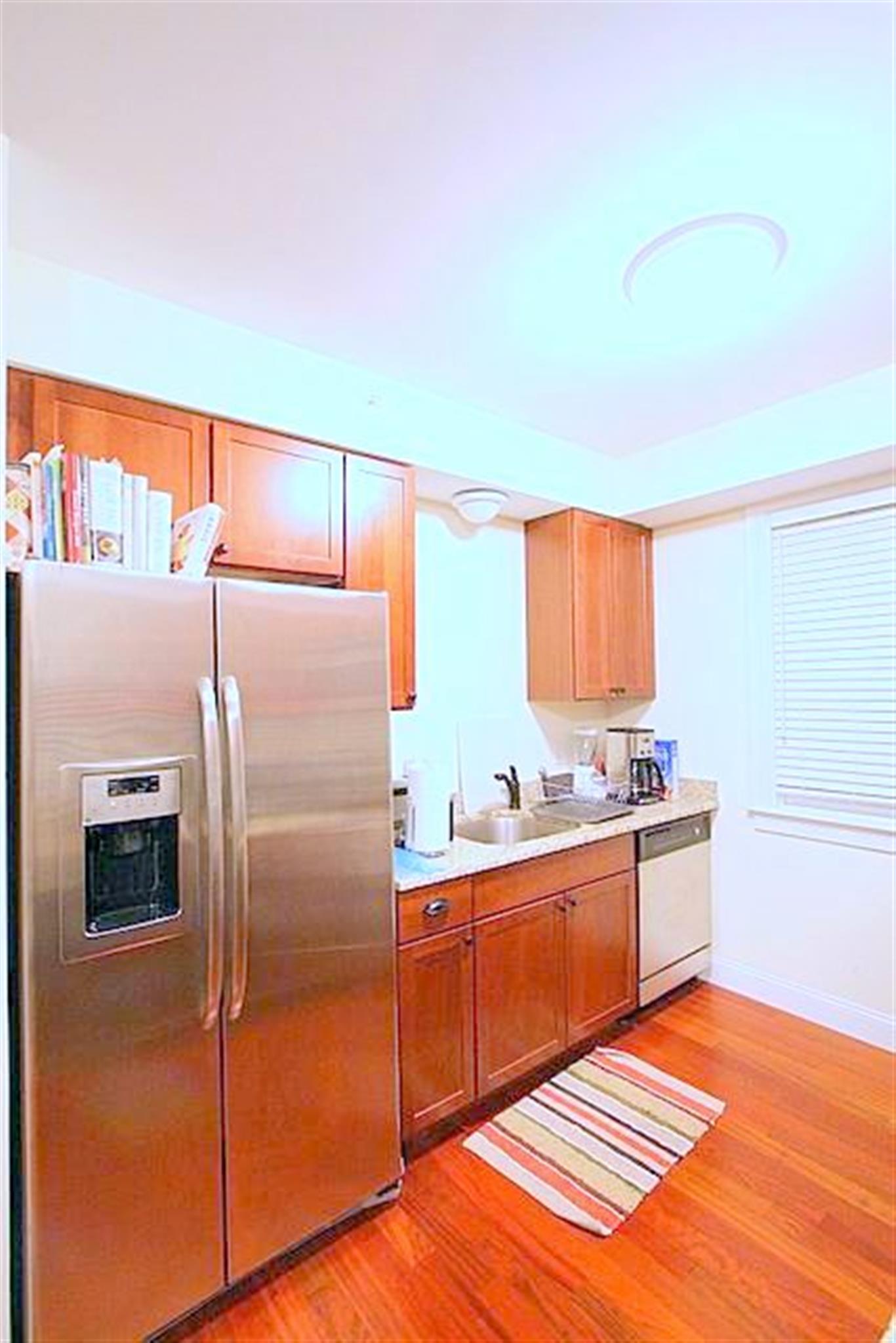2 bed, 1 bath apartment for rent at 45 Pitman St Unit 302, Spring Hill — photo 2 of 13